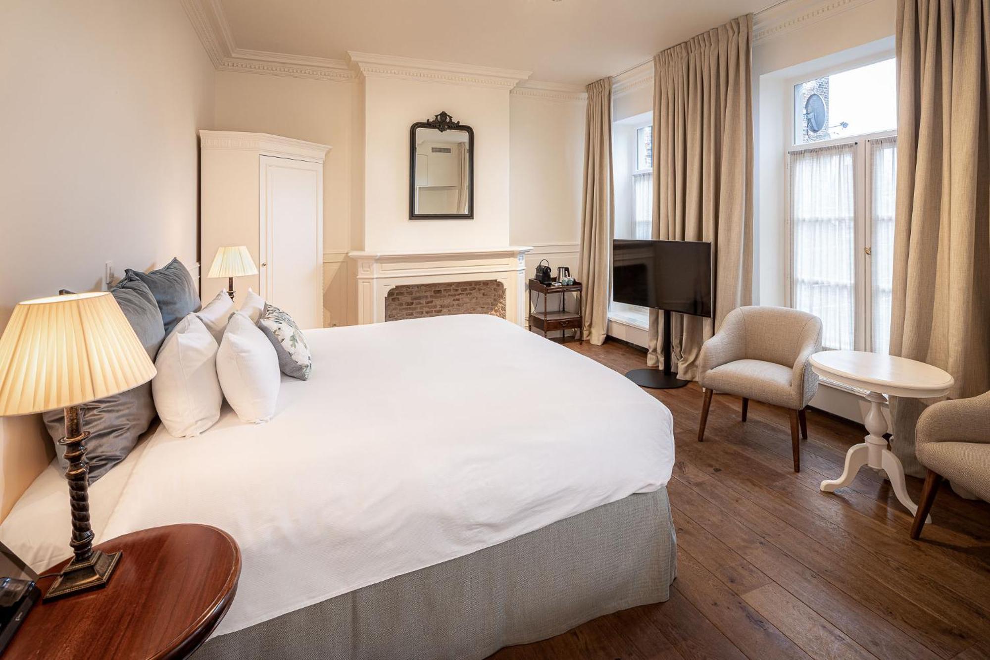 Executive Room,1229257396:JPEG