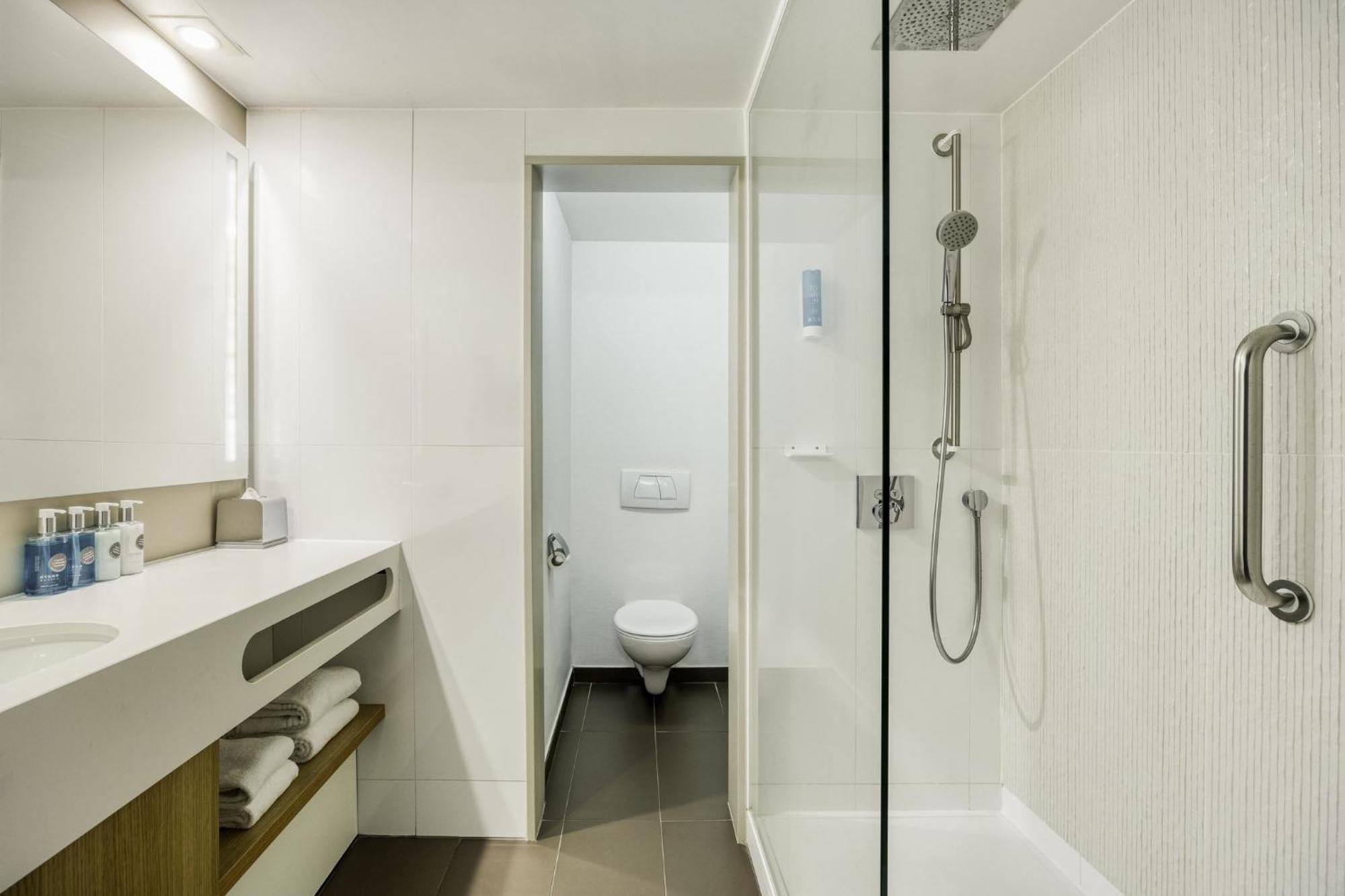 Standard Room,1710585793:JPEG