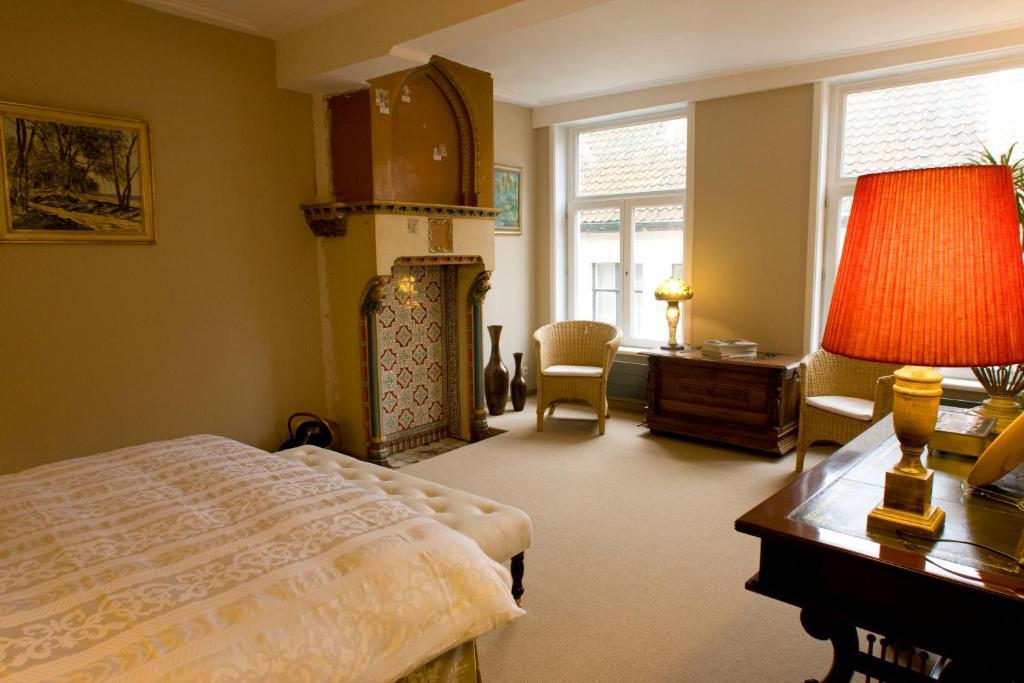 Double Room,46626646:JPEG