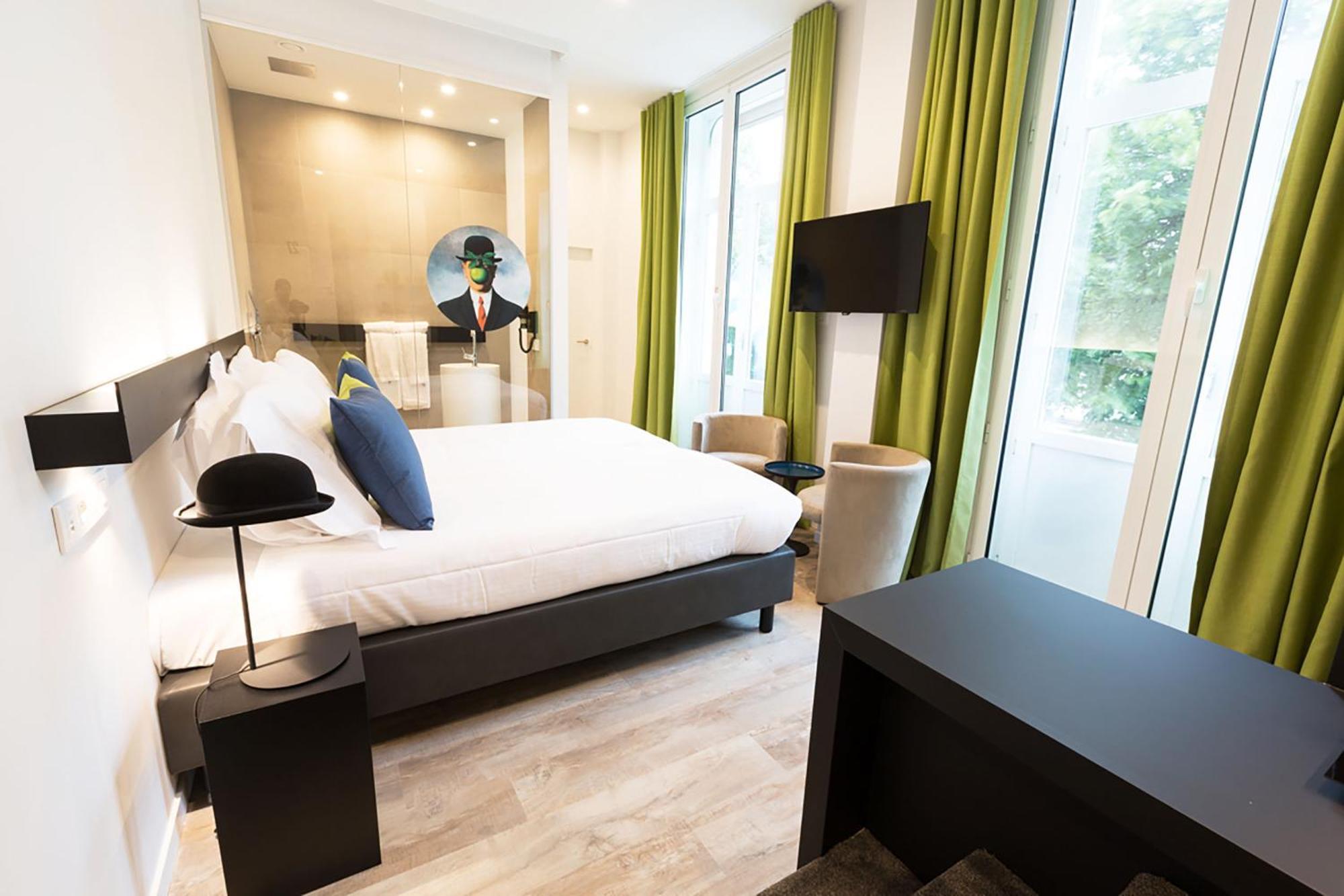 Superior Twin Room,683599212:JPEG