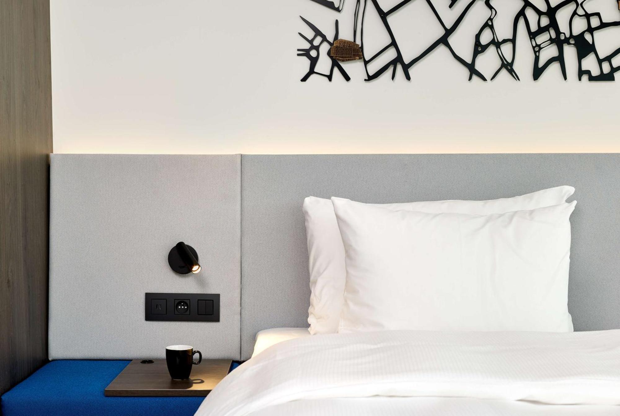 Standard Room,823963637:JPEG